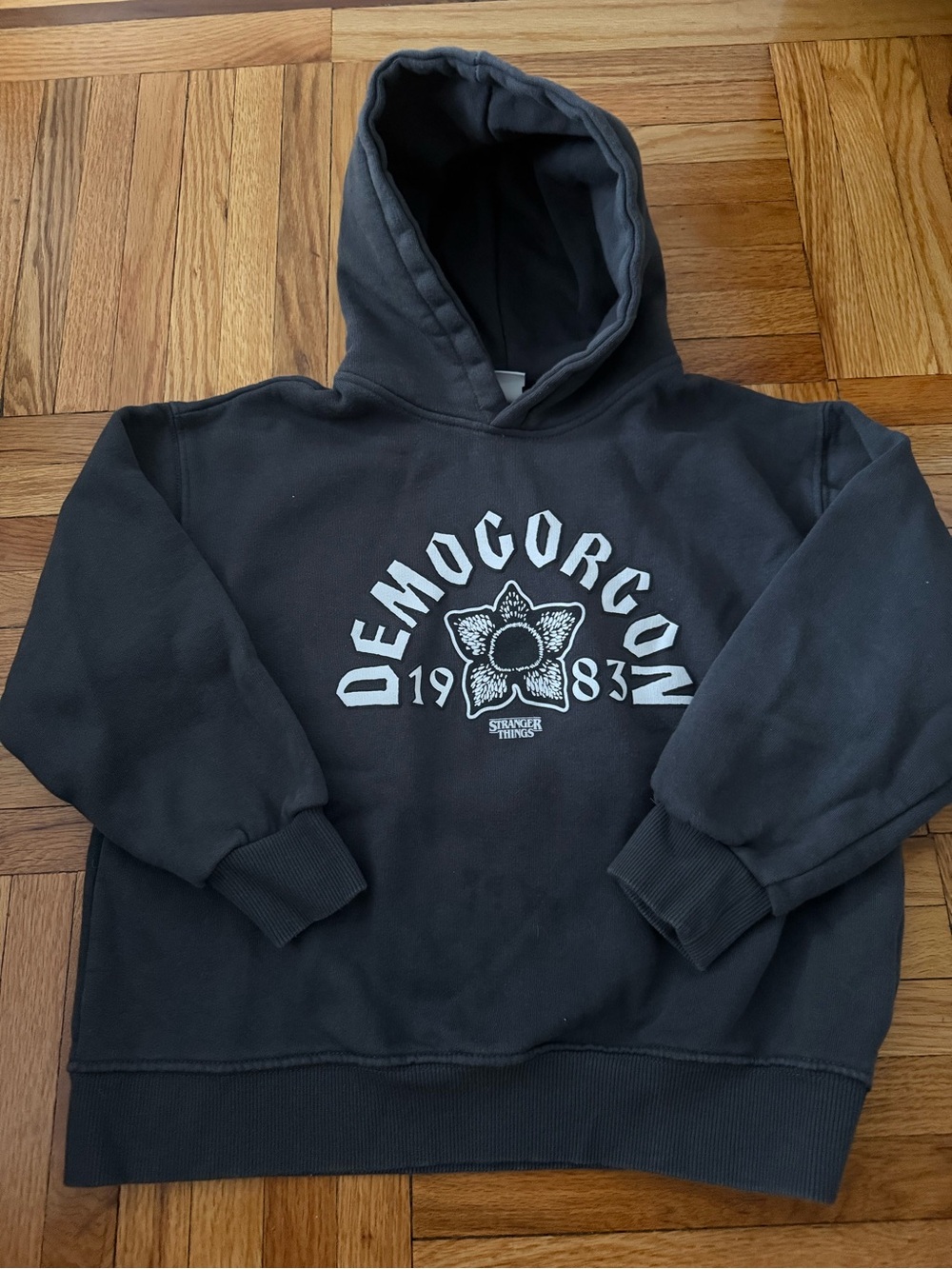Zara Demogorgon Graphic Hoodie - Black size 9-10 Kids